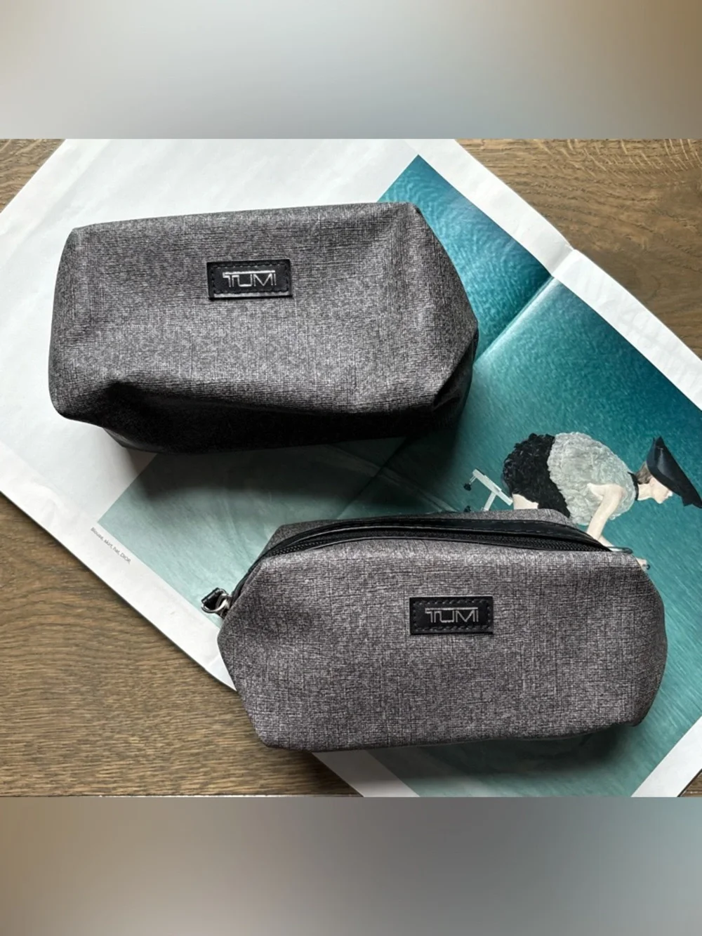 Tumi For Delta Amenity Kit/Toiletry Bag/Cosmetic Pouch In Gray/Black OS